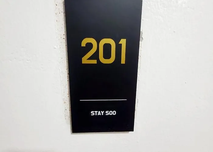 Travel Free Parking Sindorim Station 12 Minutes Walk Yeongdeungpo Station 14 Minutes Hongdae Namsan Free Ott *
